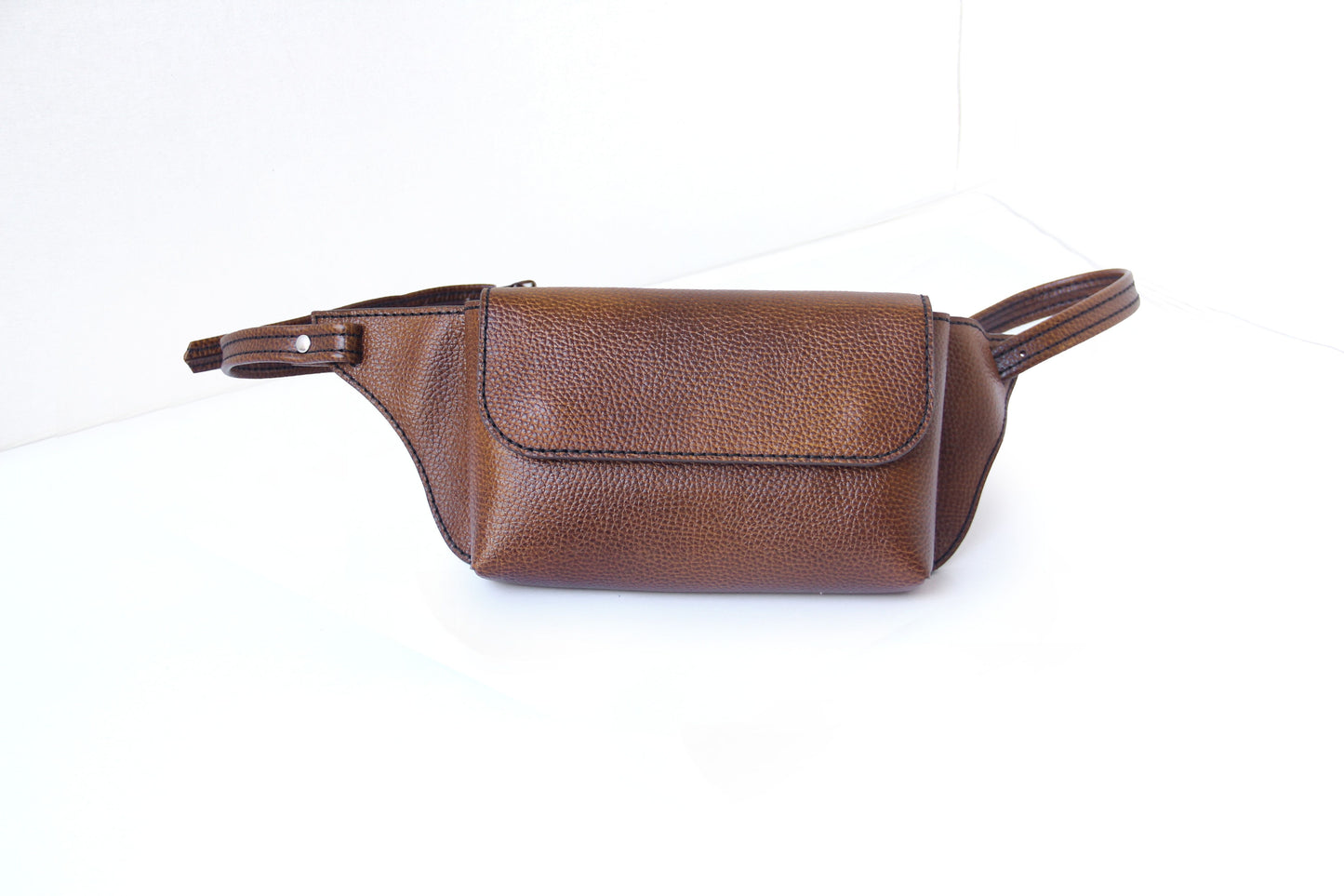 CHOCOLATE CROSSBODY BAG