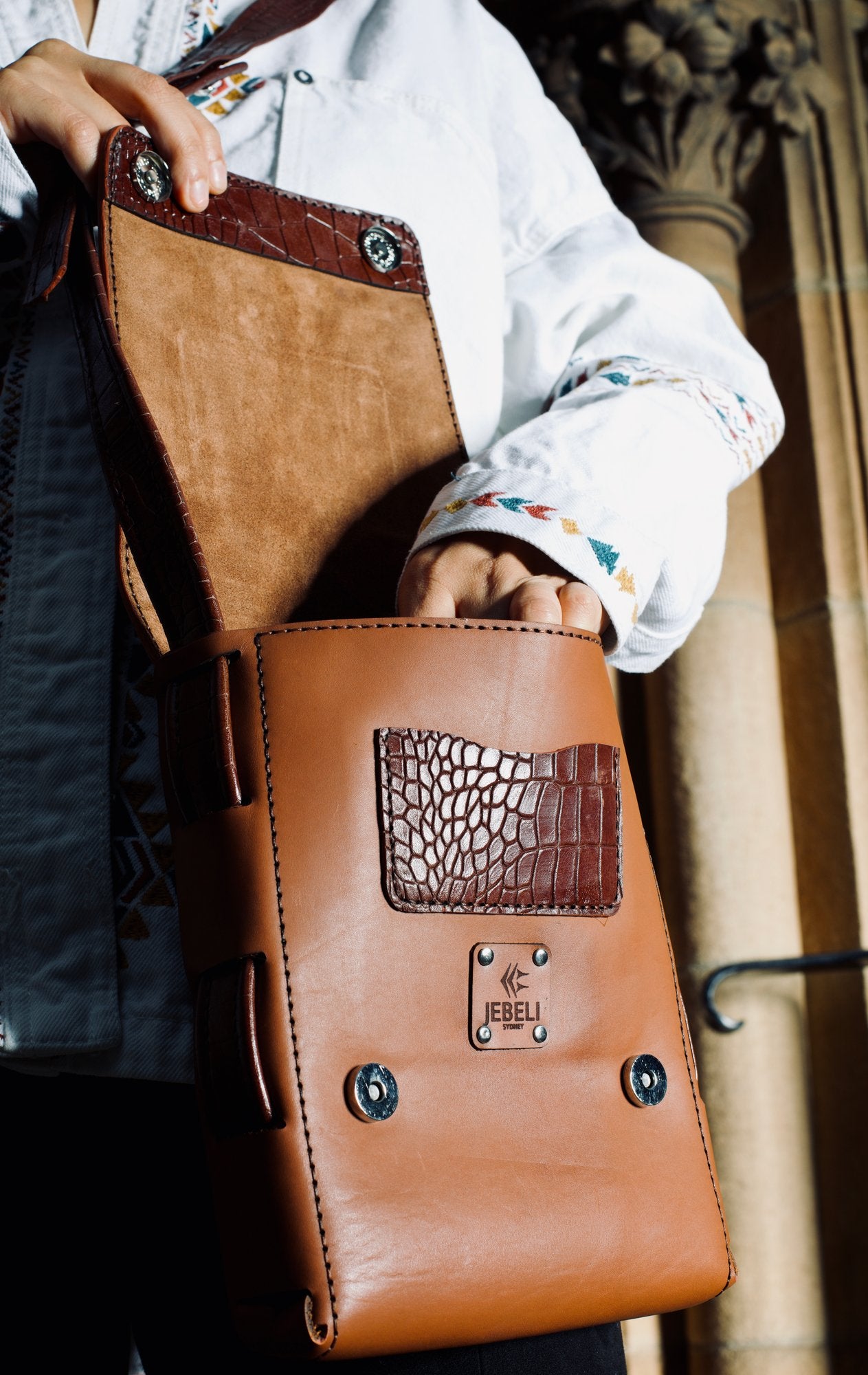 JINA SATCHEL (CARAMEL CROC PATTERN)