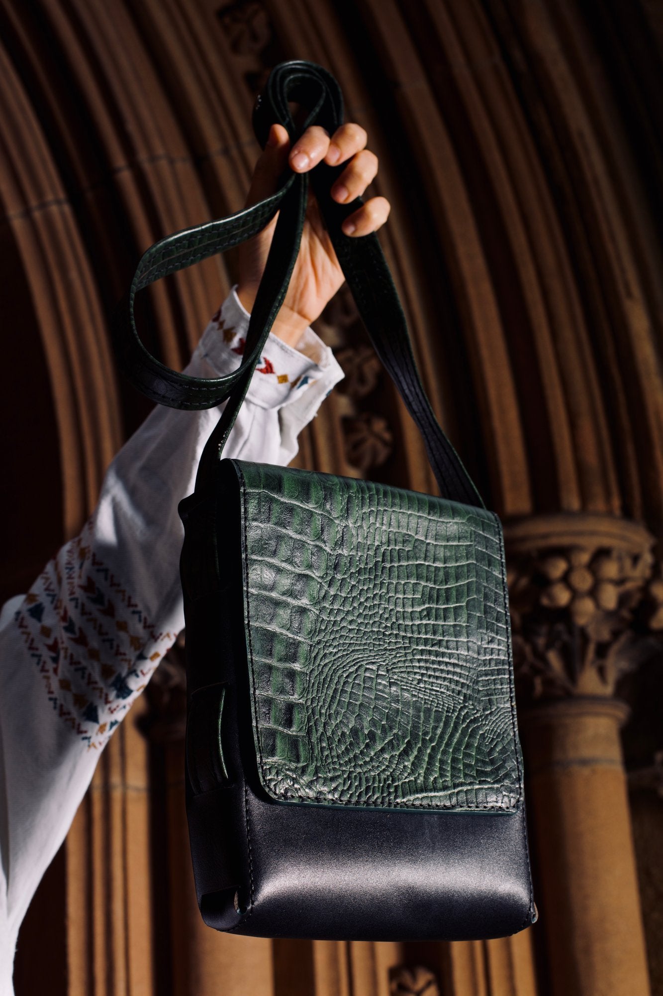 JINA SATCHEL (GREEN CROC PATTERN)